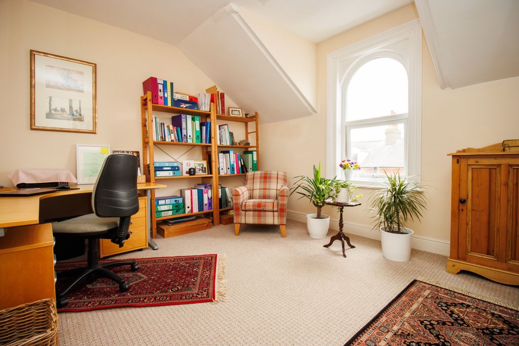 Additional image 17 of 4 bed terraced house for saleWest Avenue, Filey YO14