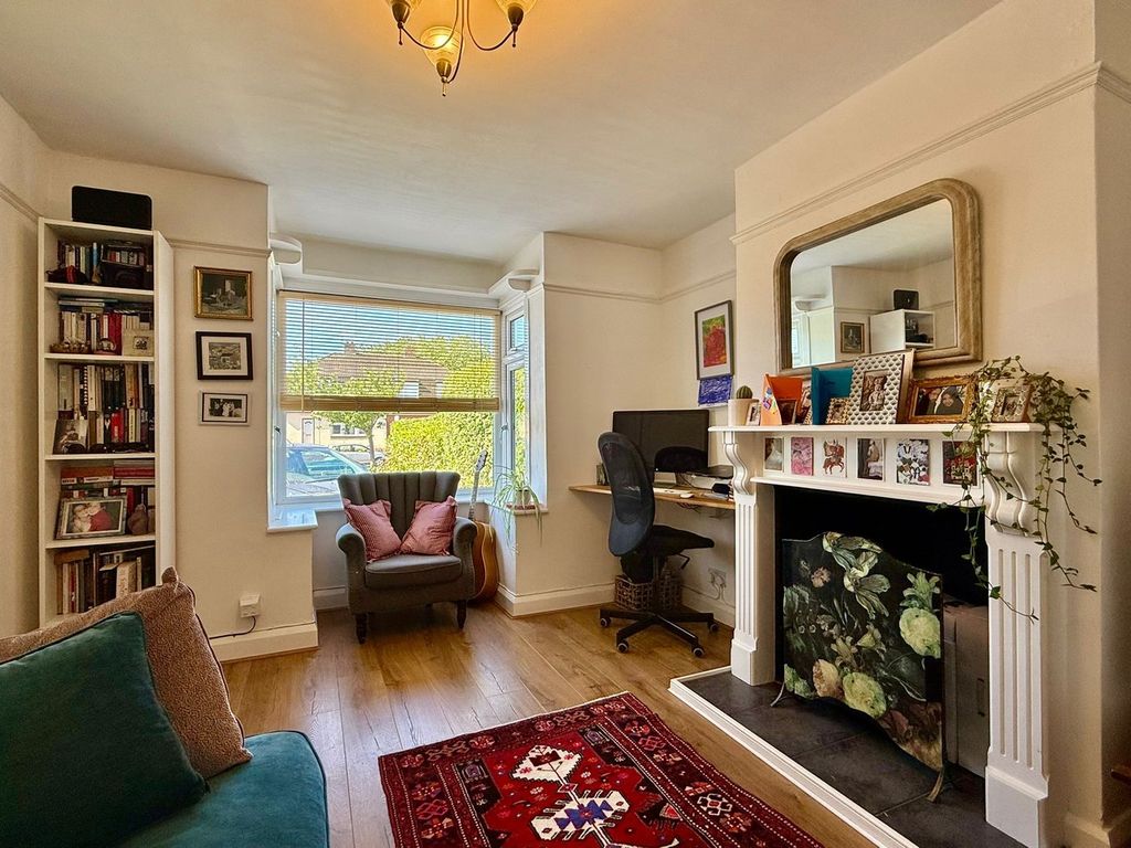 Property photo 3 of 20