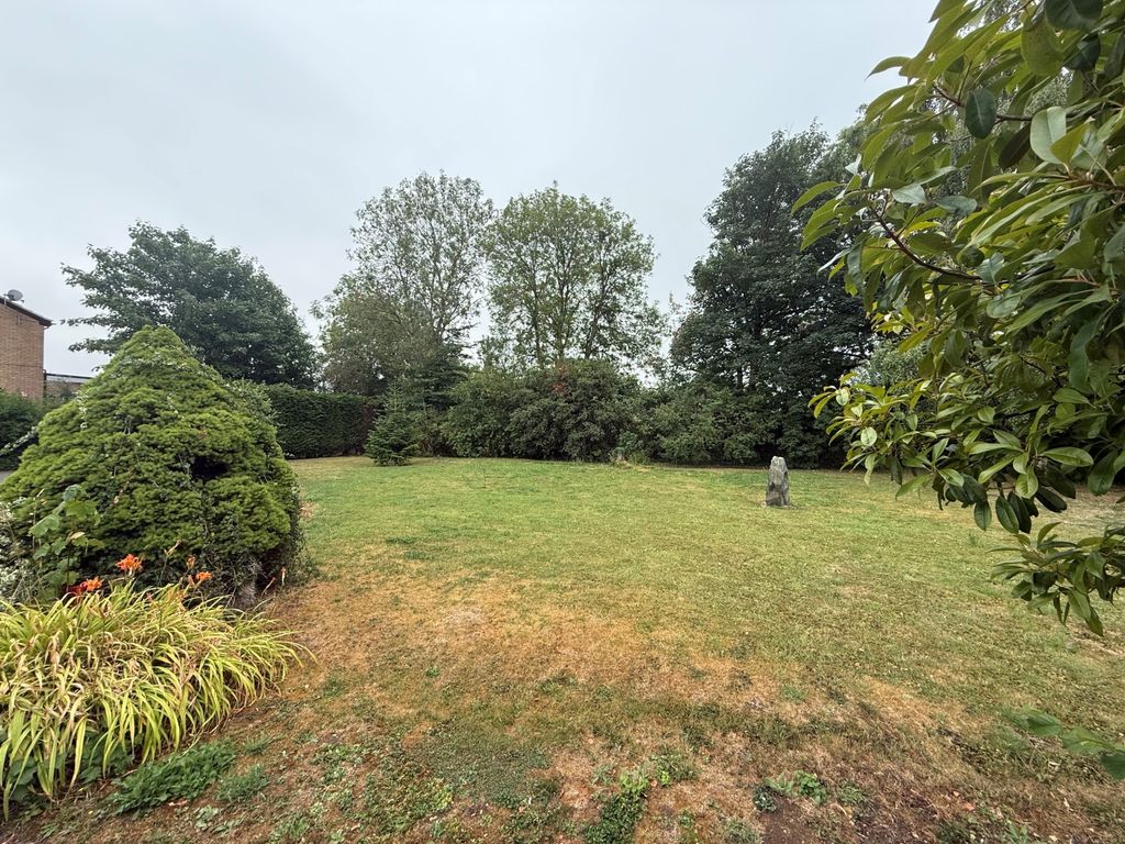 Property photo 2 of 8 Maple Plot 3
