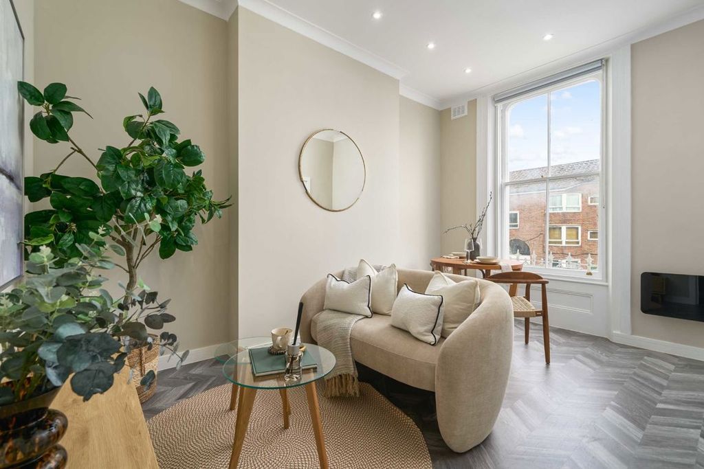 Property photo 1 of 4