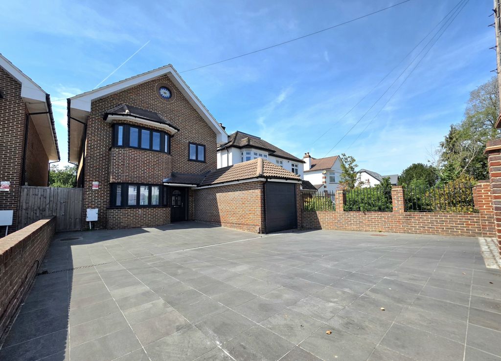Property photo 1 of 30