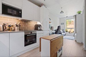 Property photo 2 of 14 Kitchen