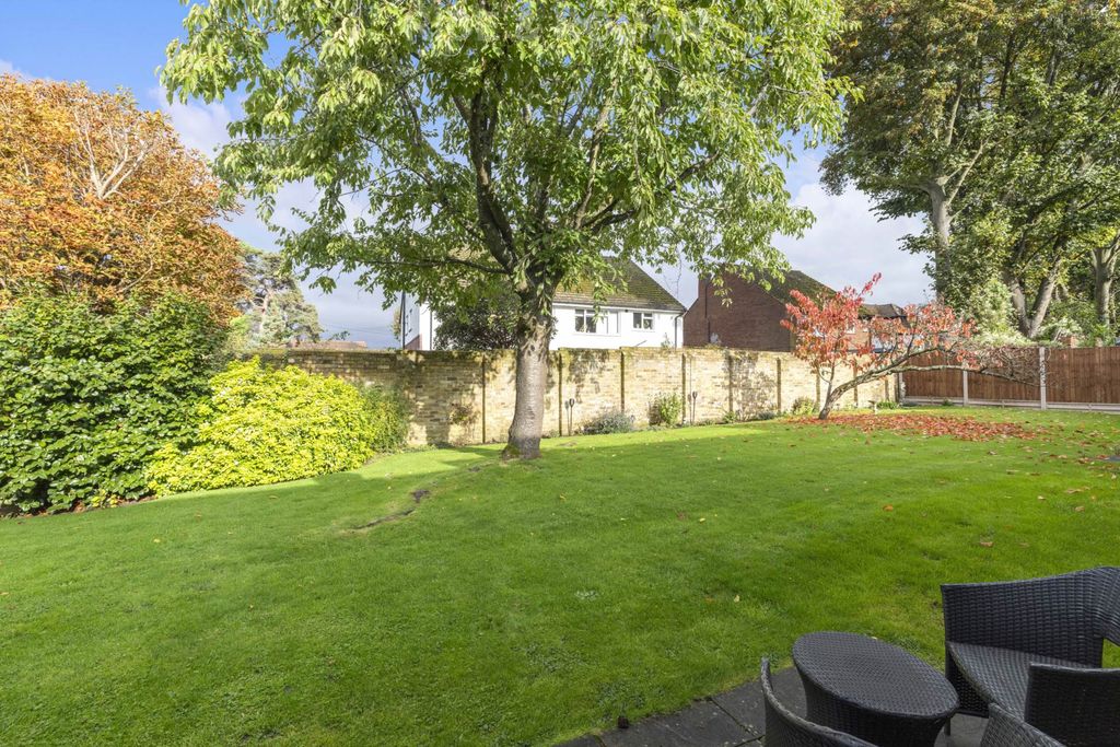 Property photo 3 of 9