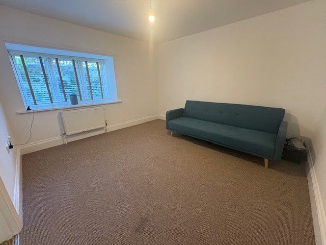 Property photo 2 of 5 Image
