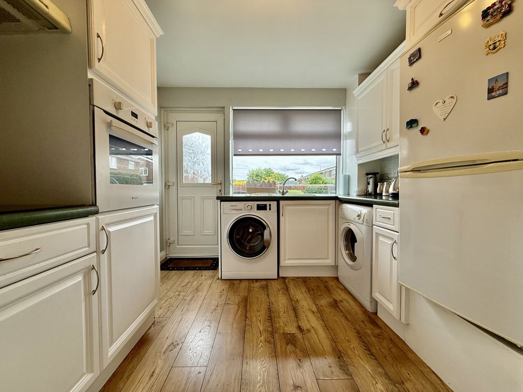 Property photo 3 of 9 Img_0773