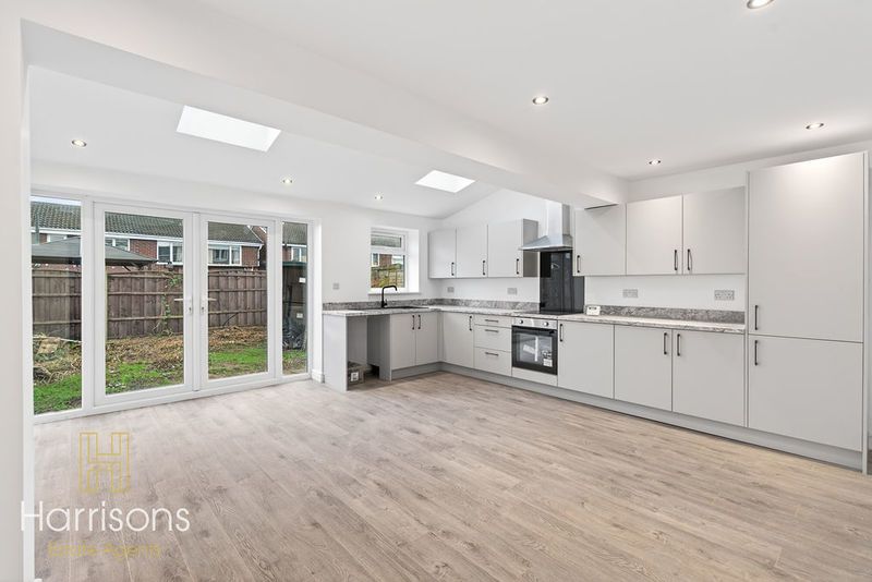 Property photo 1 of 19 Photo 19