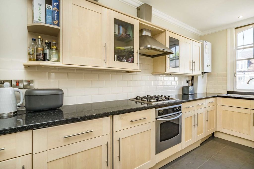 Property photo 2 of 4