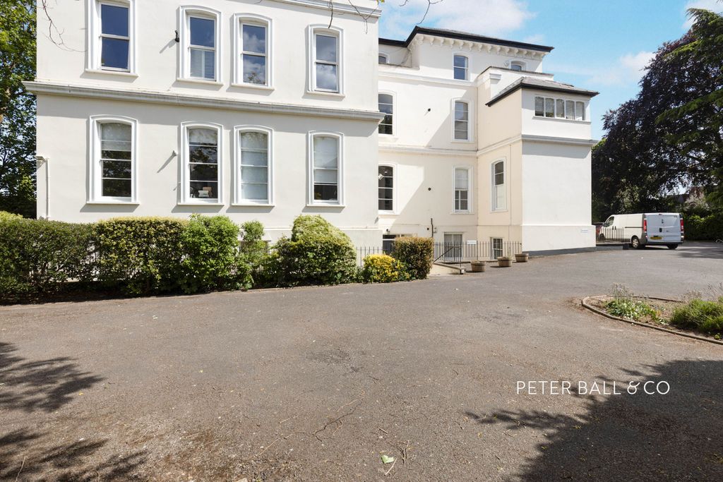 Property photo 1 of 11 1