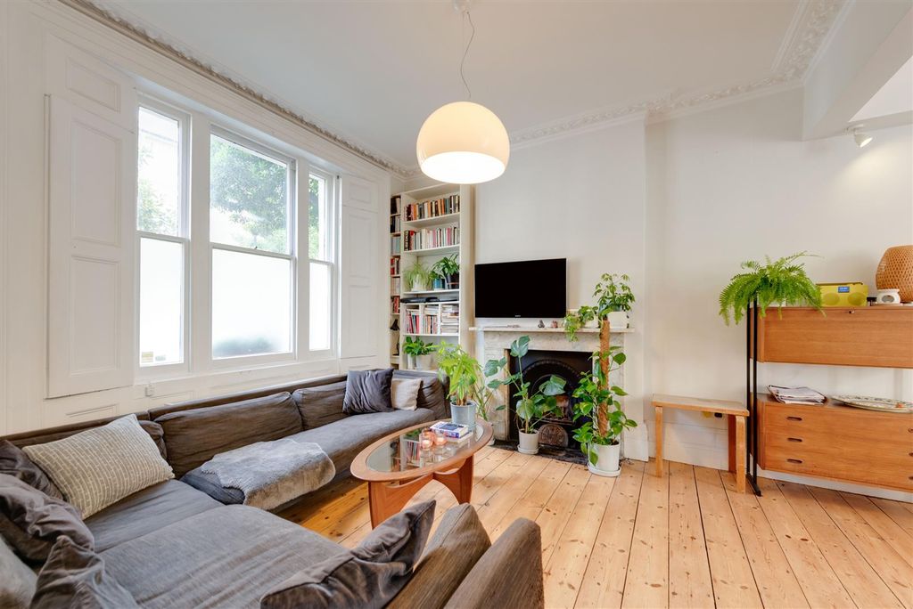Property photo 3 of 15 52893_Hi_Res_ (3).Jpg