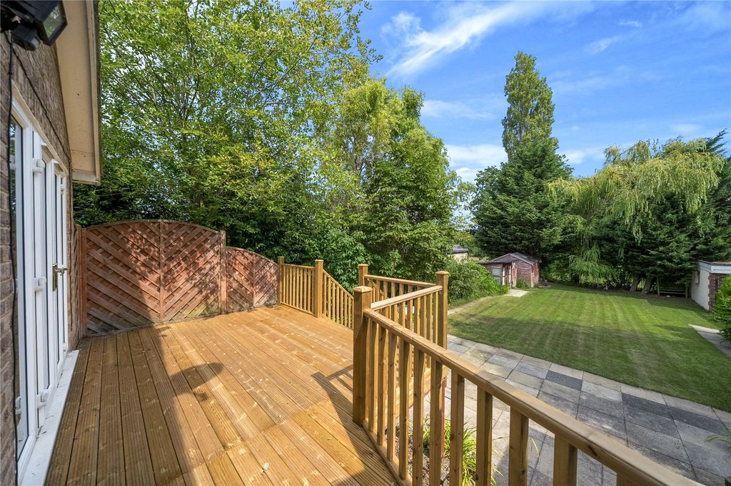 Property photo 3 of 31 Picture No. 26
