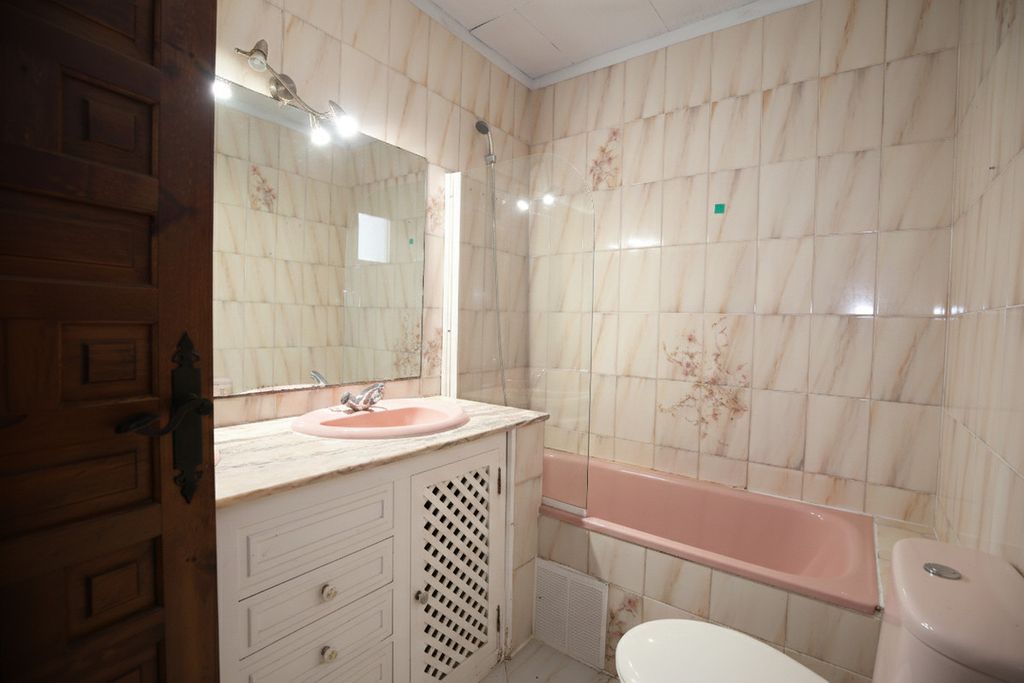Property photo 2 of 2