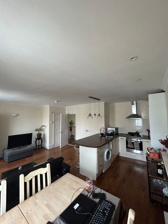 Property photo 2 of 12