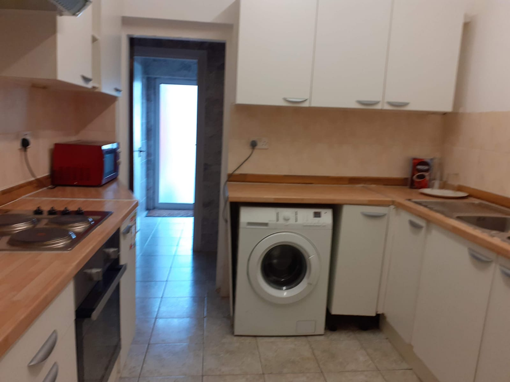 Property photo 2 of 3