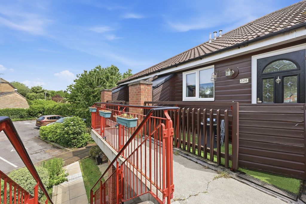 Property photo 3 of 15