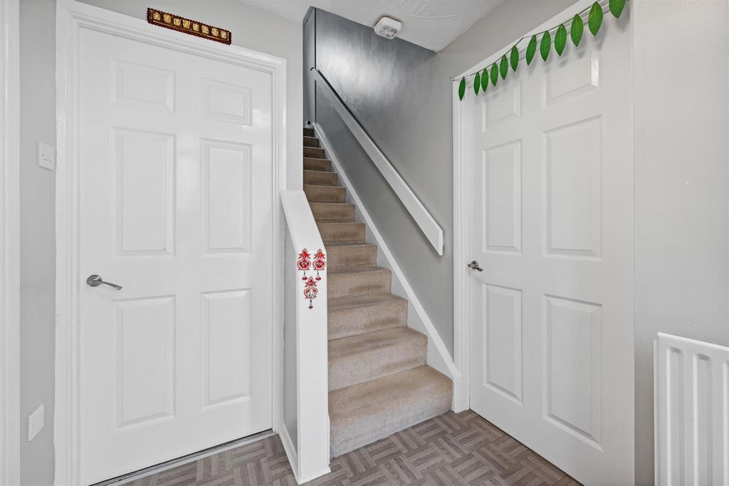 Property photo 3 of 26 22Verdondrweb08.Jpg