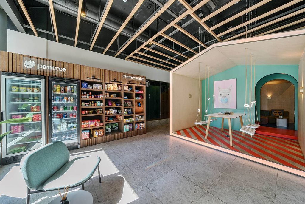 Property photo 2 of 29