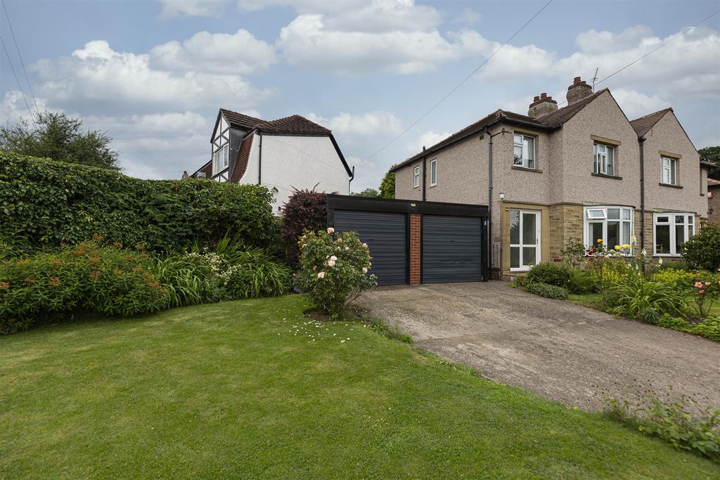 Property photo 1 of 18 Front External