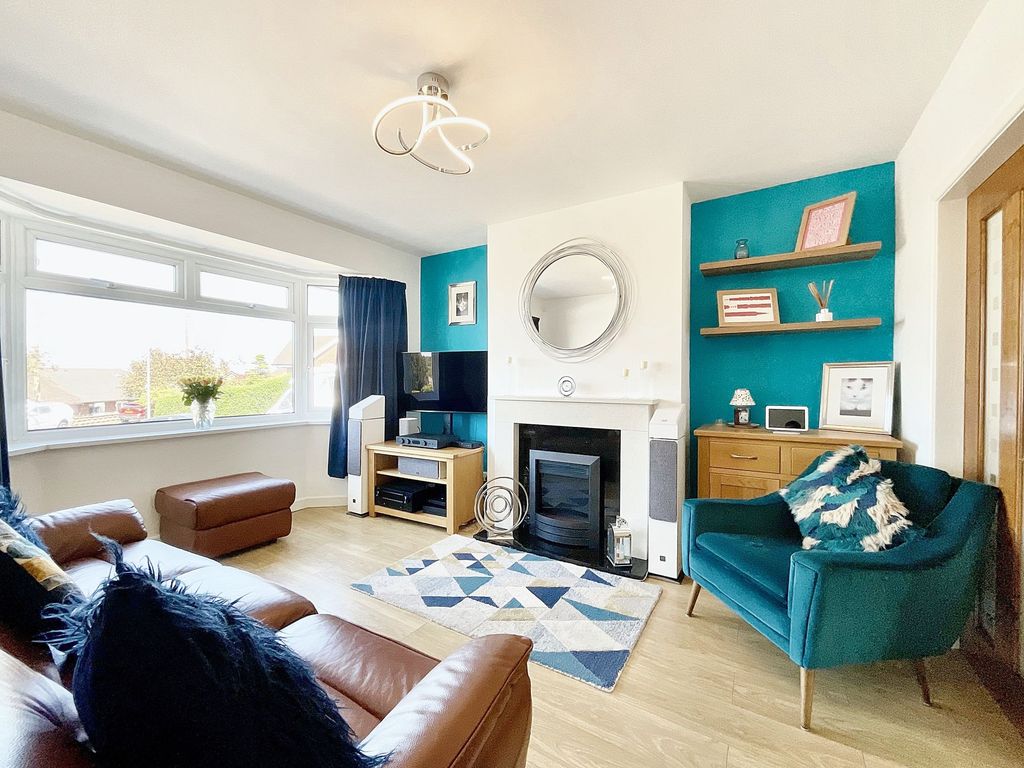 Property photo 3 of 24