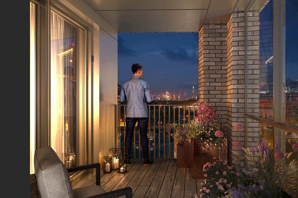 Property photo 2 of 20 Balcony