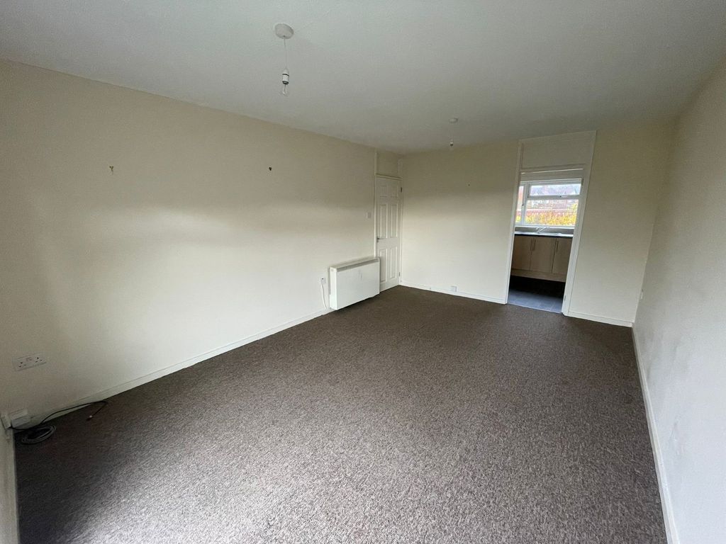 Property photo 3 of 7 Picture No. 01