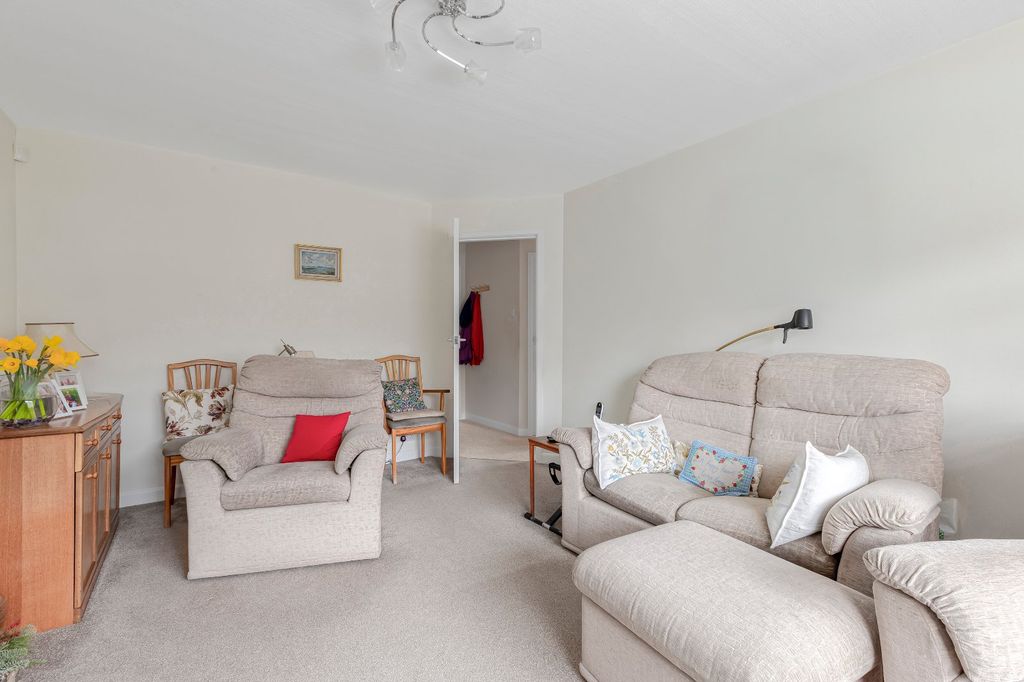 Property photo 3 of 20 Picture No. 04