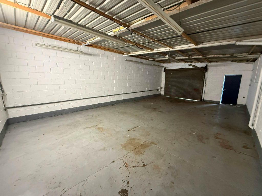Property photo 2 of 4 2Acaa674-9d40-42Ac-951A-0ba3870d6F9d.Jpg