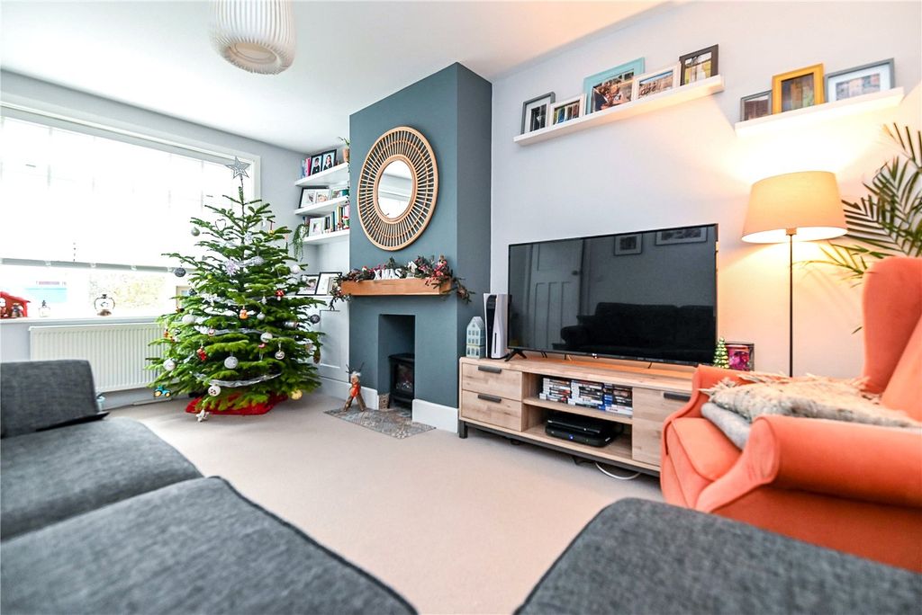 Property photo 2 of 23 Picture No. 05