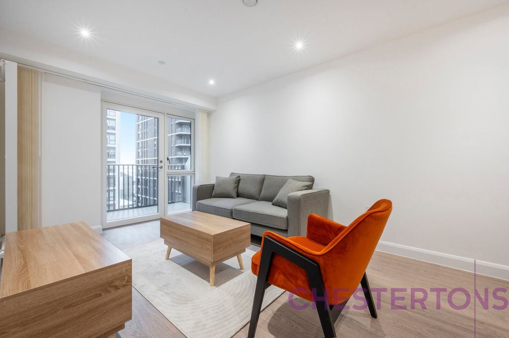 Property photo 3 of 15