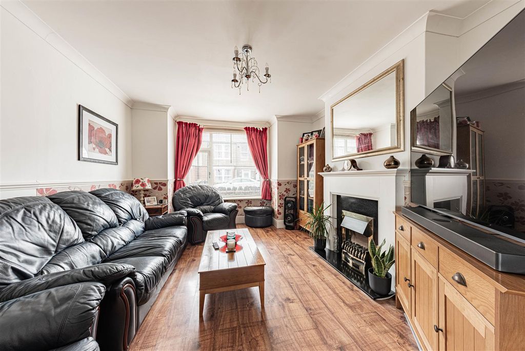 Property photo 3 of 33 L J Imaging-11.Jpg