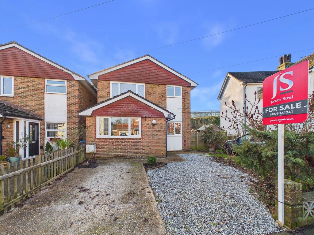 Property photo 3 of 24