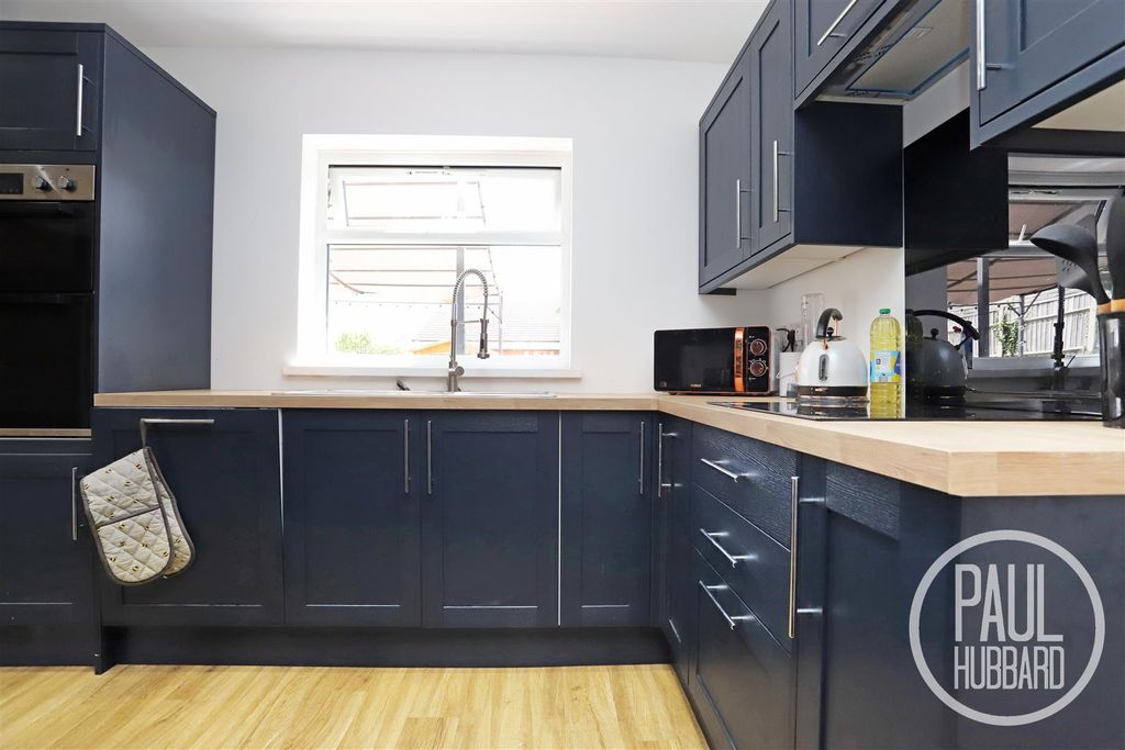 Property photo 2 of 20 Img_4236.Jpg