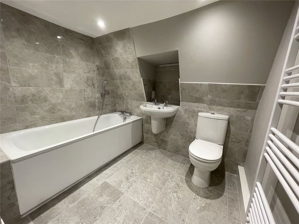 Property photo 3 of 5 Bathroom