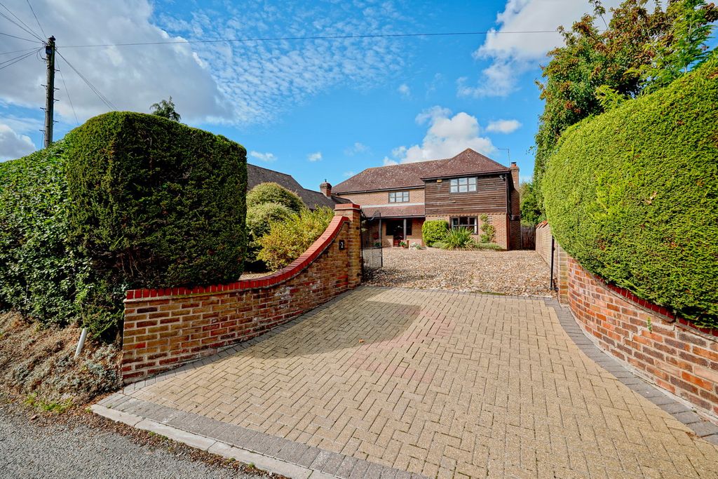 Property photo 1 of 21