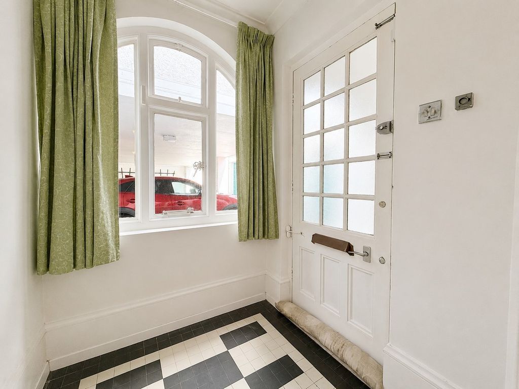 Additional image 17 of 2 bed flat for saleStrathaven 16 West Overcliff Drive, Bournemouth BH4