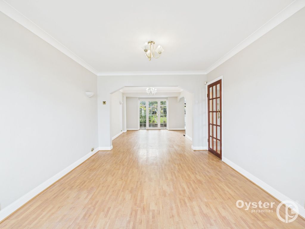 Property photo 2 of 23