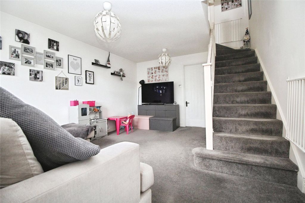 Property photo 3 of 17 Picture No. 06