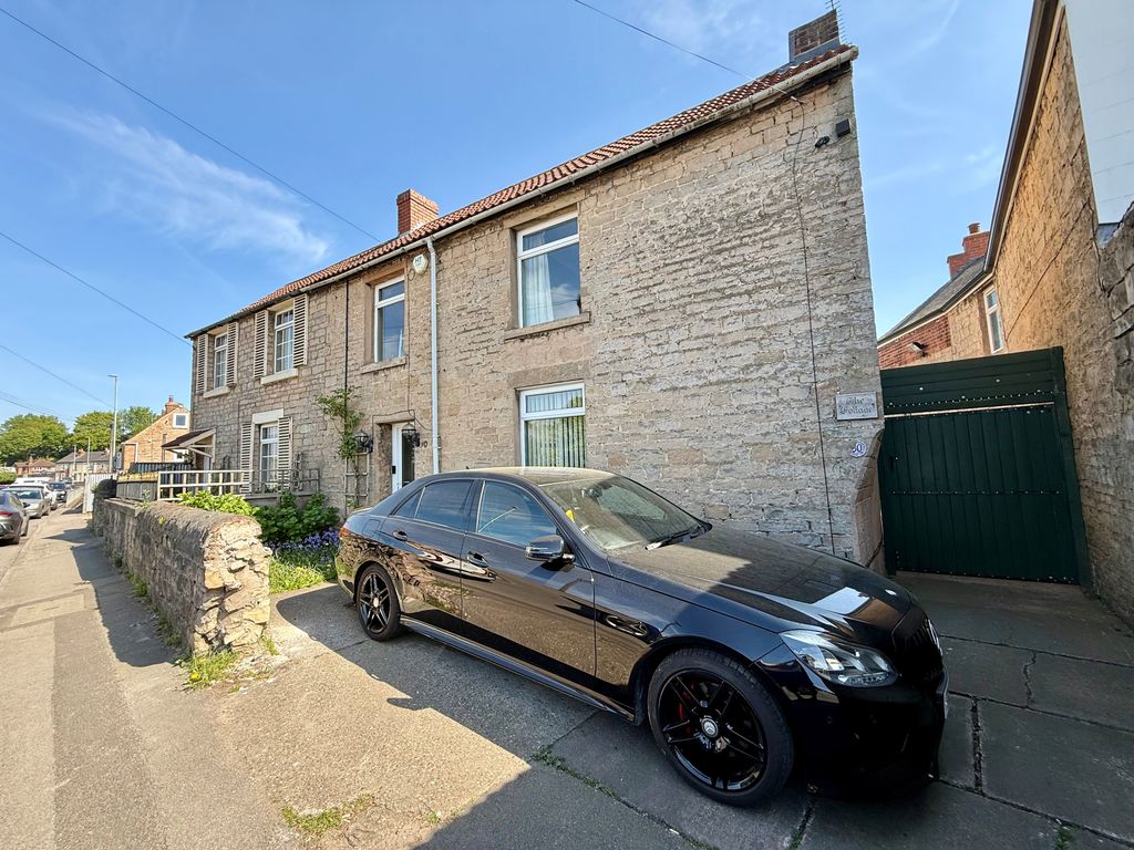Property photo 3 of 17 30 Warsop Road Front Photo