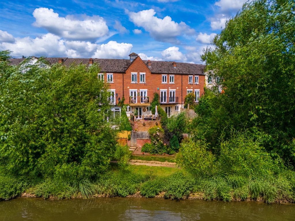 Property photo 1 of 36