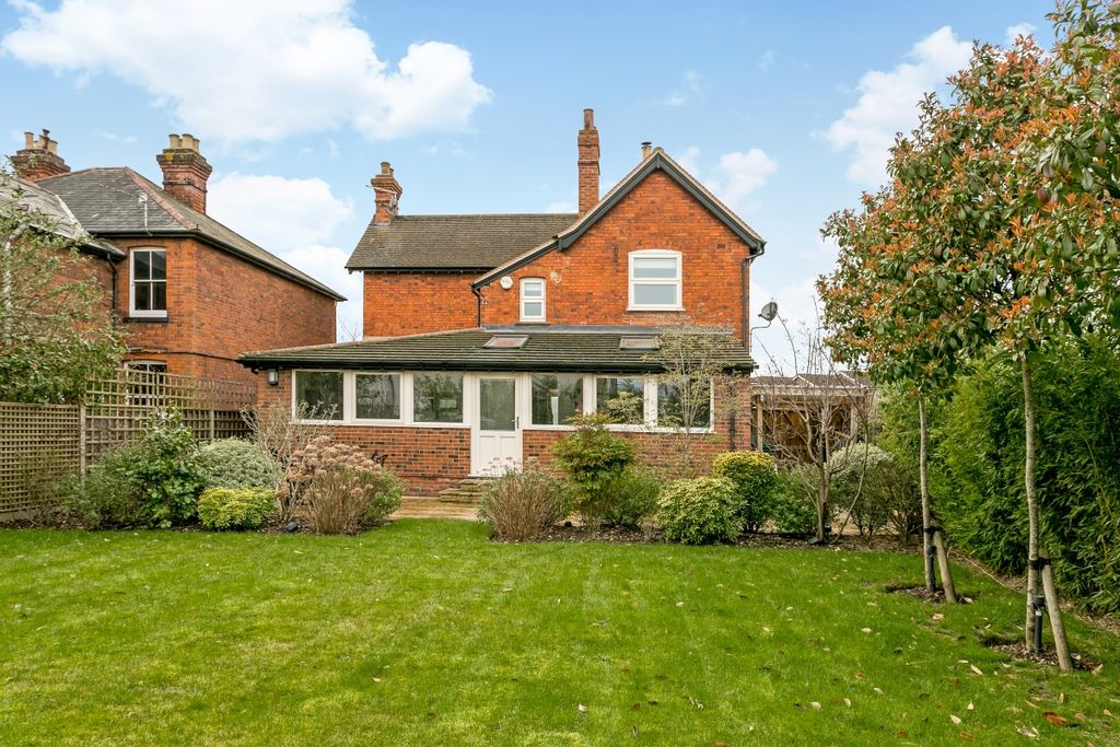 Property photo 1 of 21