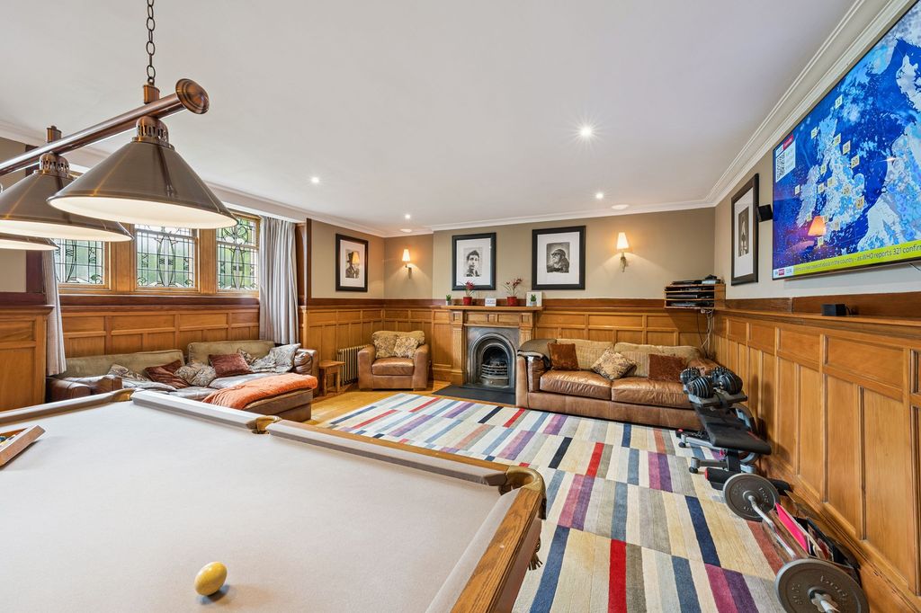 Additional image 26 of 5 bed town house for saleKings Gate, 33 Victoria Crescent Road, Dowanhill, Glasgow G12