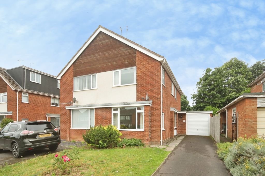 Property photo 1 of 18 Pbox-Img.Jpg