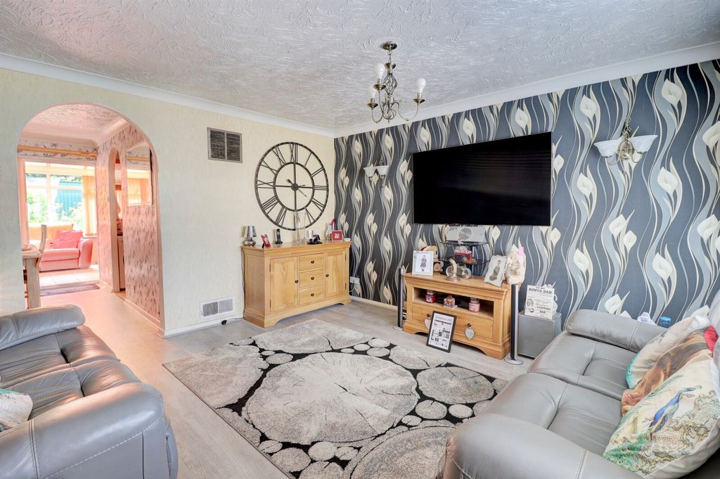 Property photo 2 of 13 Picture No. 02