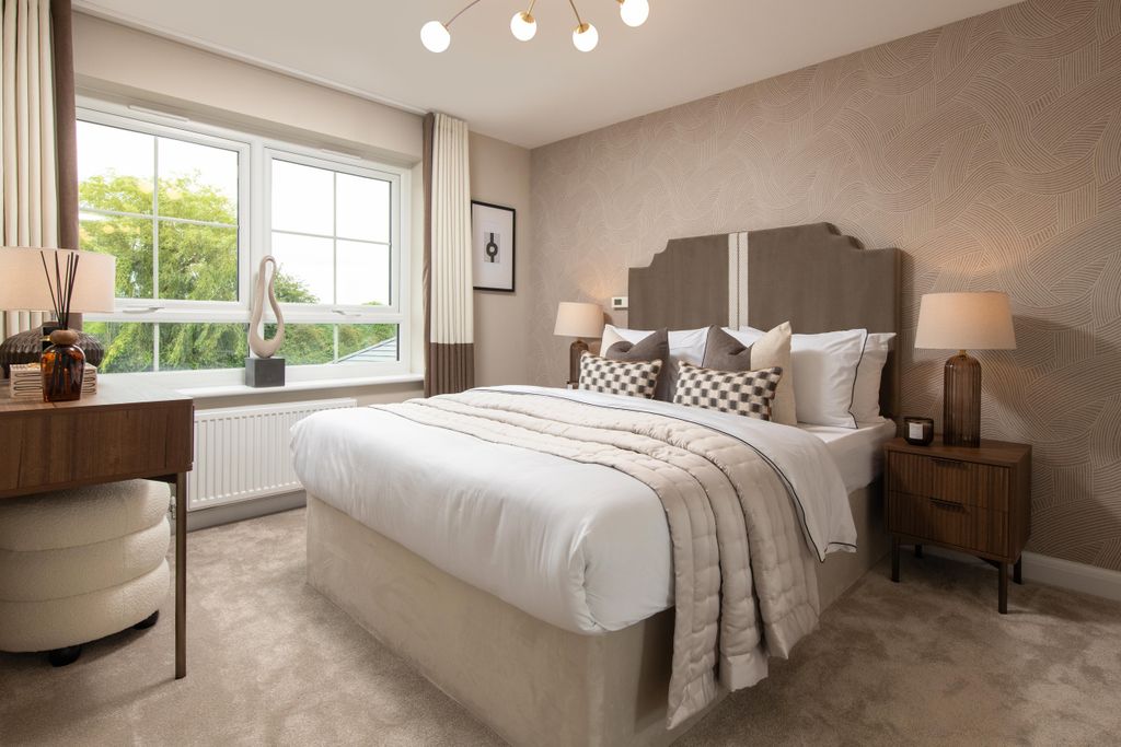 Property photo 3 of 8 Matlock Bedroom