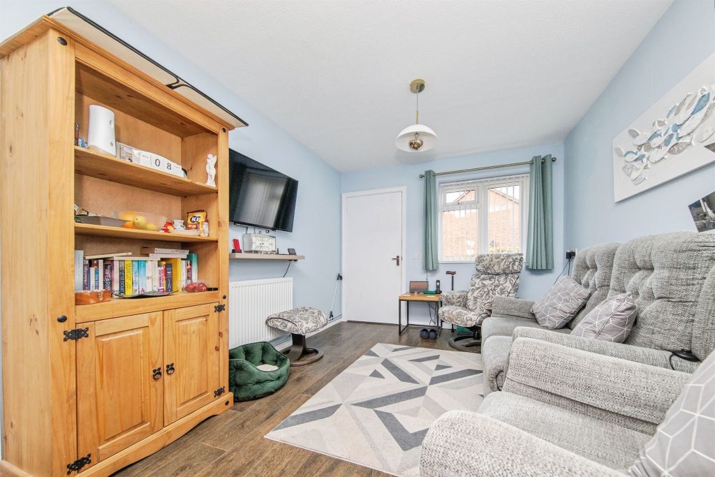 Property photo 2 of 16