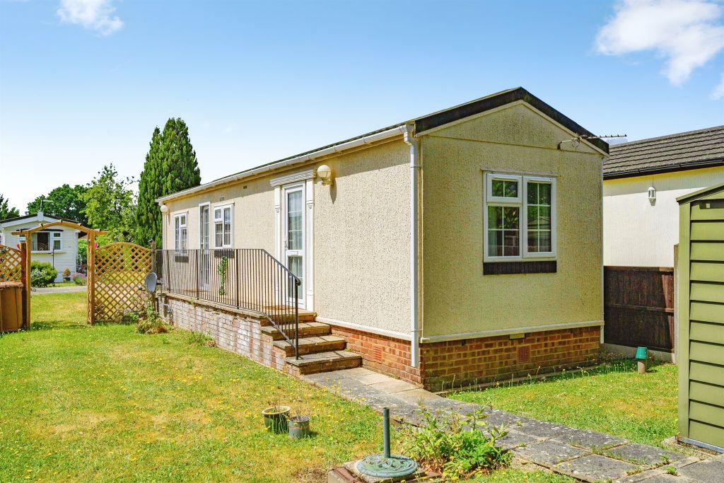 Property photo 1 of 20
