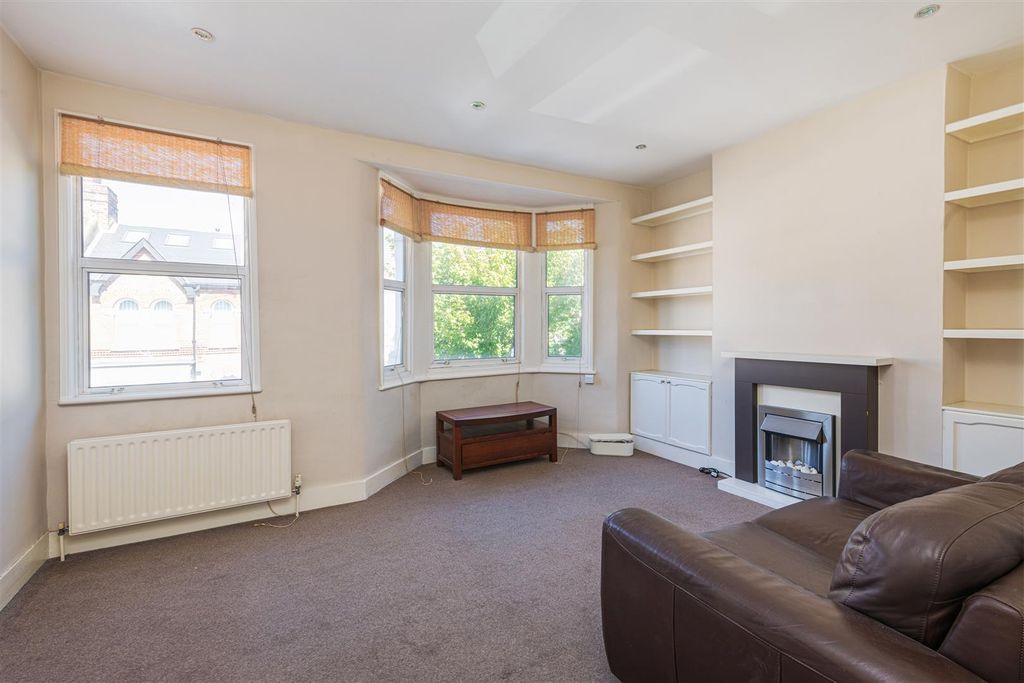 Property photo 2 of 8 34A Trewint St Rec 1.Jpg