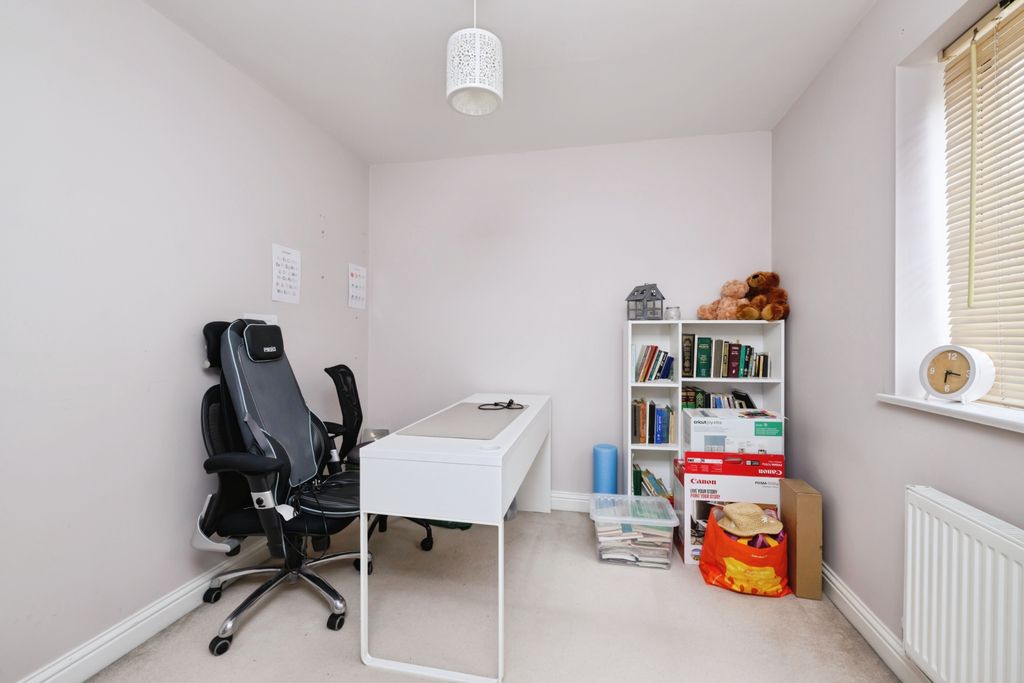 Additional image 14 of 5 bed detached house for salePonsonby Drive, Peterborough PE2