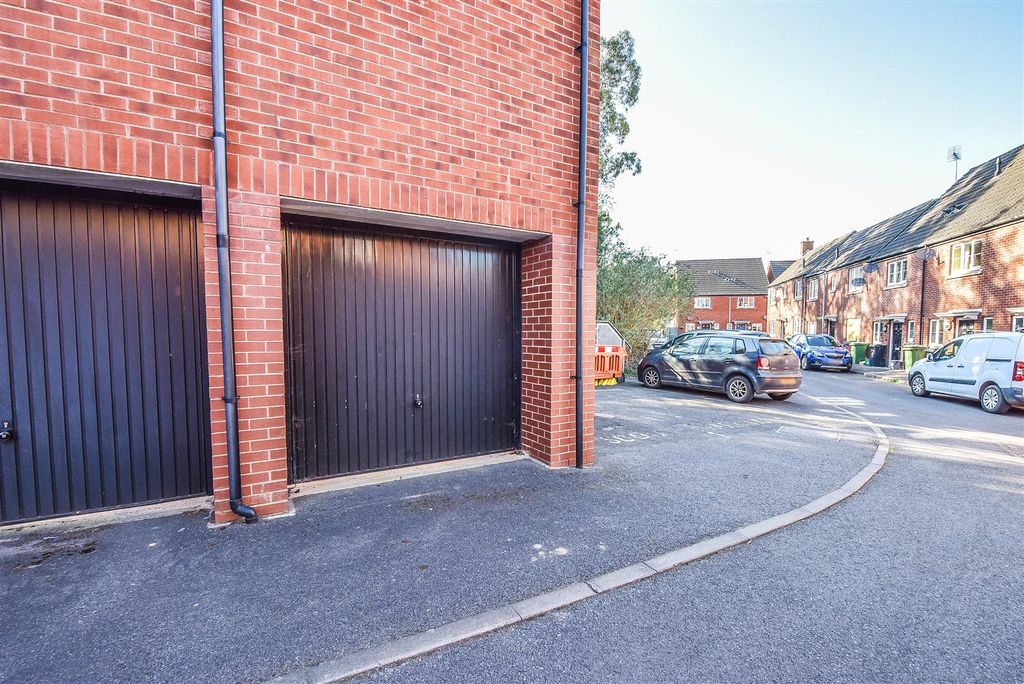 Property photo 3 of 19 Cp4_4240-2.Jpg