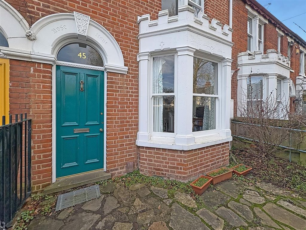 Property photo 1 of 23