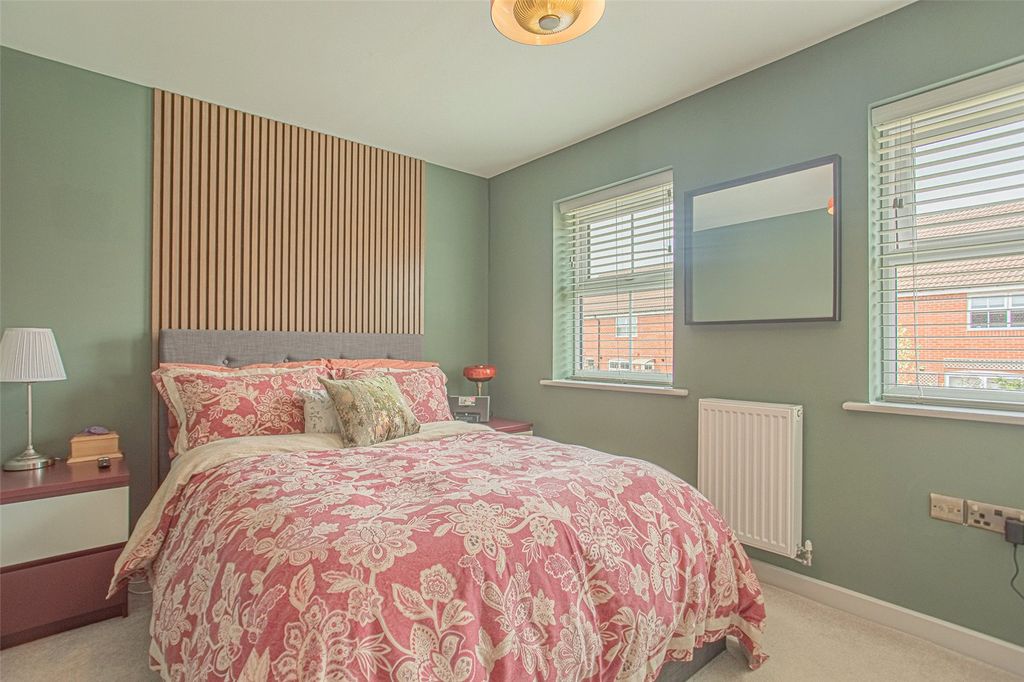 Property photo 2 of 11 Picture No. 03